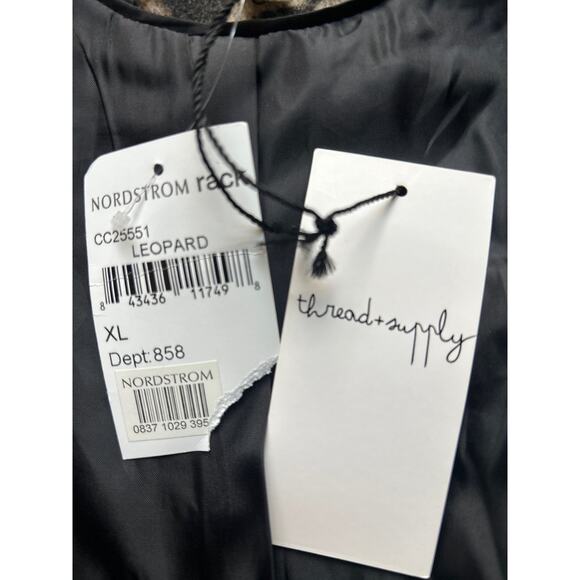 Thread & Supply Women’s Coat Animal Print Size XL Soft Wool Blend Pockets NWT - Picture 10 of 12